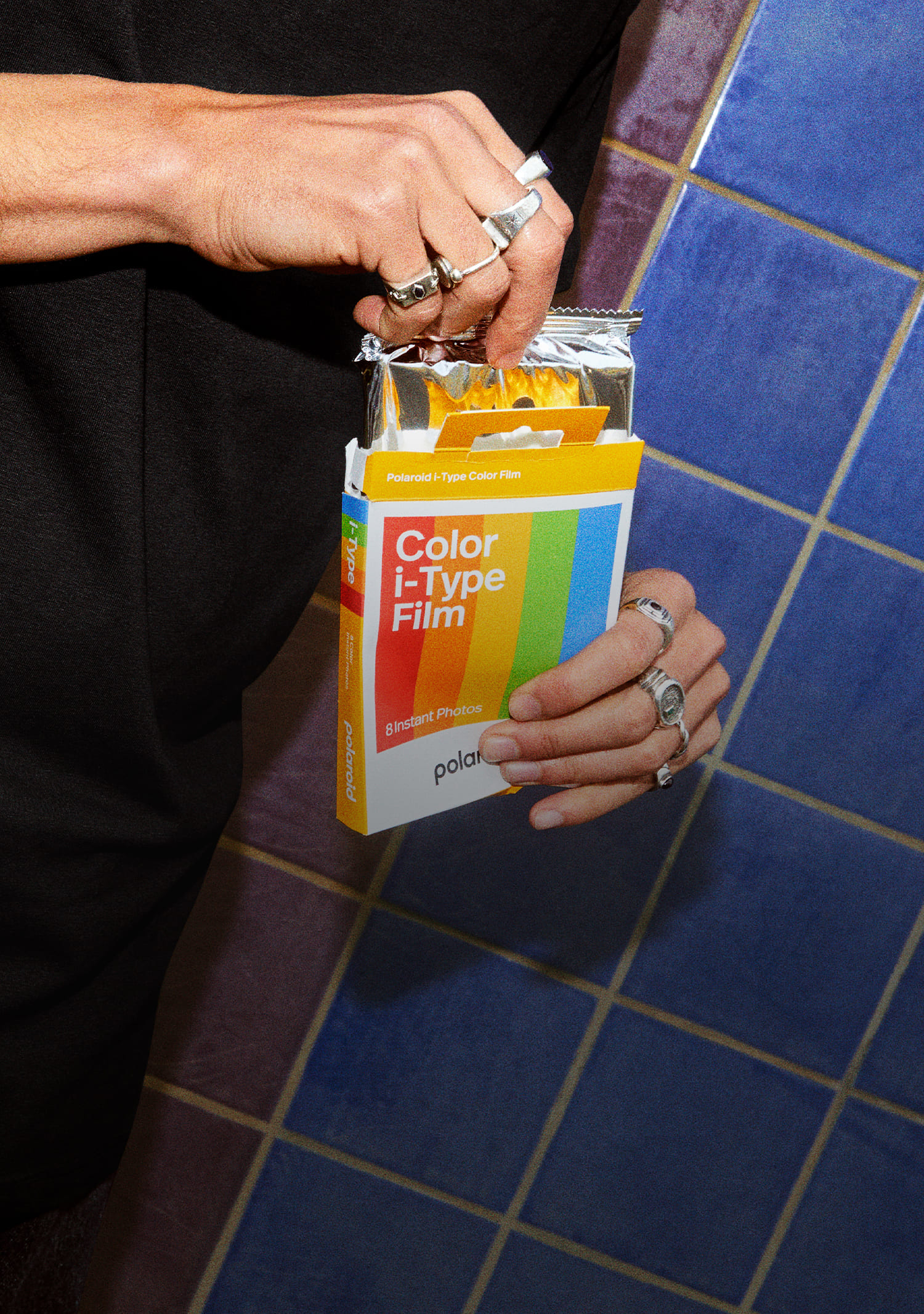 Capture-Real-Life-on-Polaroid-Film-BG