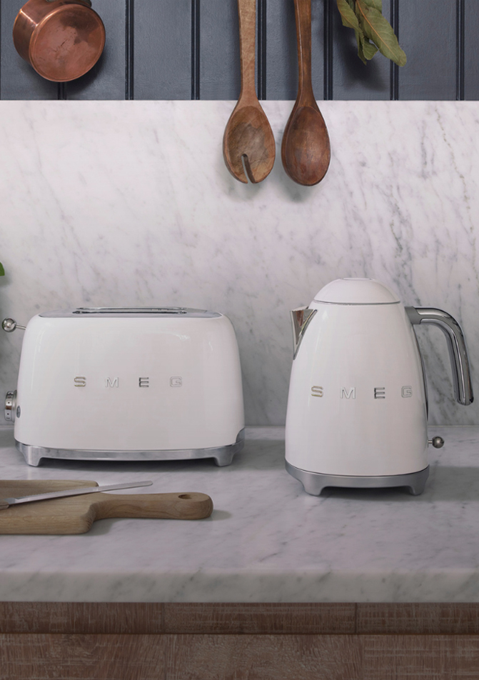 Smeg Breakfast Set
