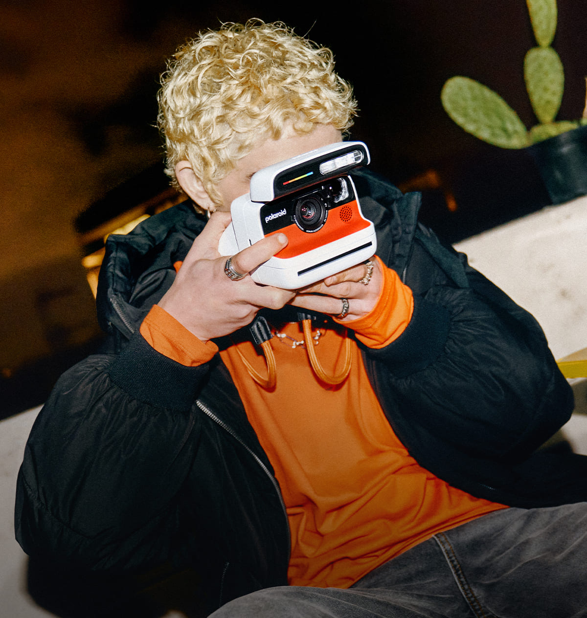 The-ultimate-easy-to-use-instant-camera